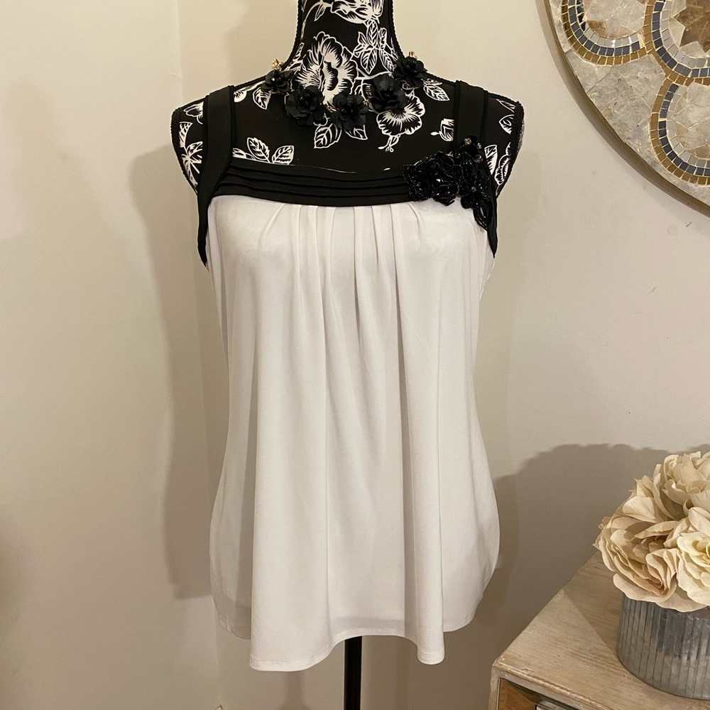 NWT White House Black Market Blouse